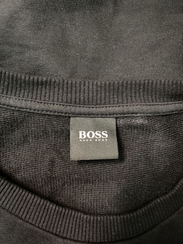 Черный свитшот Hugo Boss