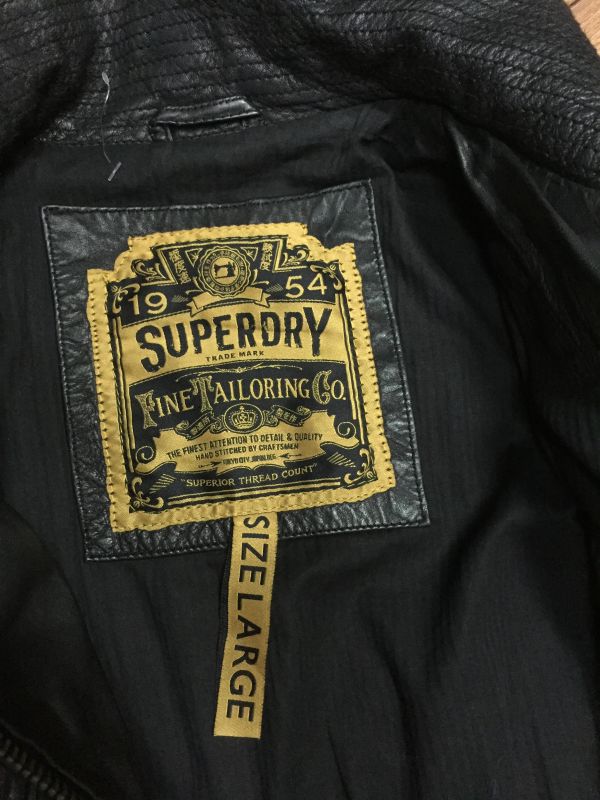 Кожаная куртка Superdry